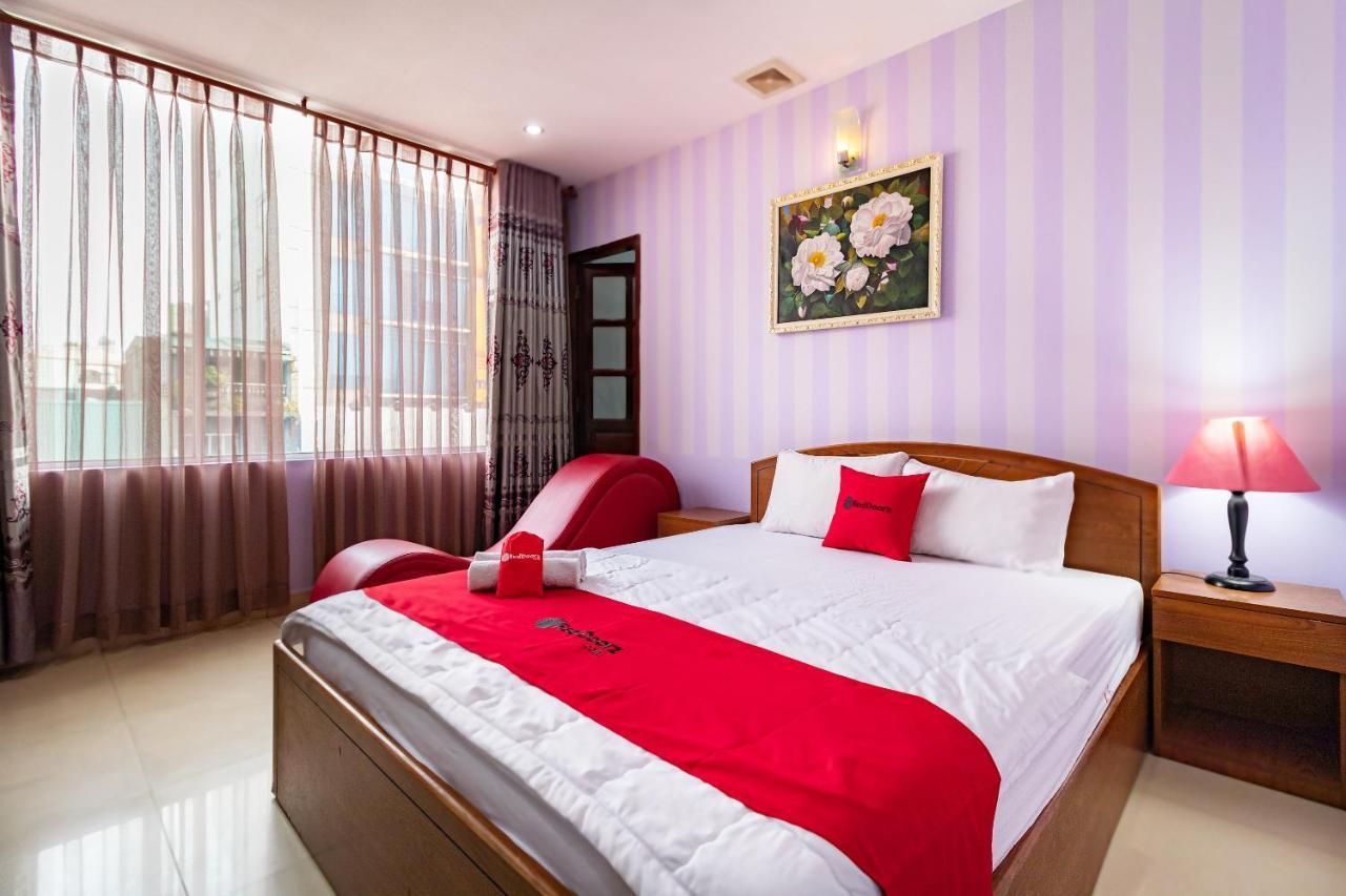 Reddoorz Nam Bac Hotel Phan Dang Luu Phu Nhuan Хошимин Экстерьер фото